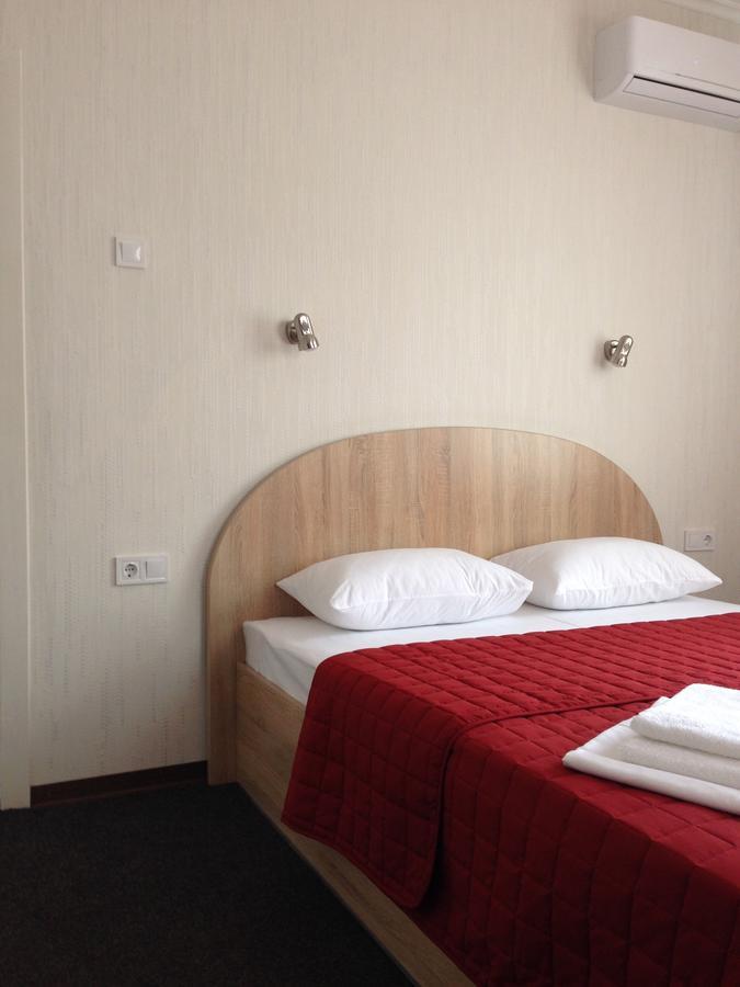 U Fedora Hotel Oleksandriia Luaran gambar