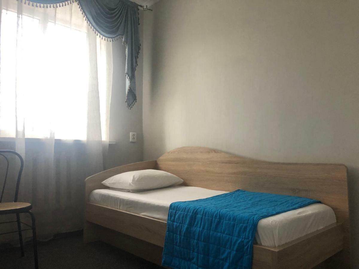 U Fedora Hotel Oleksandriia Luaran gambar